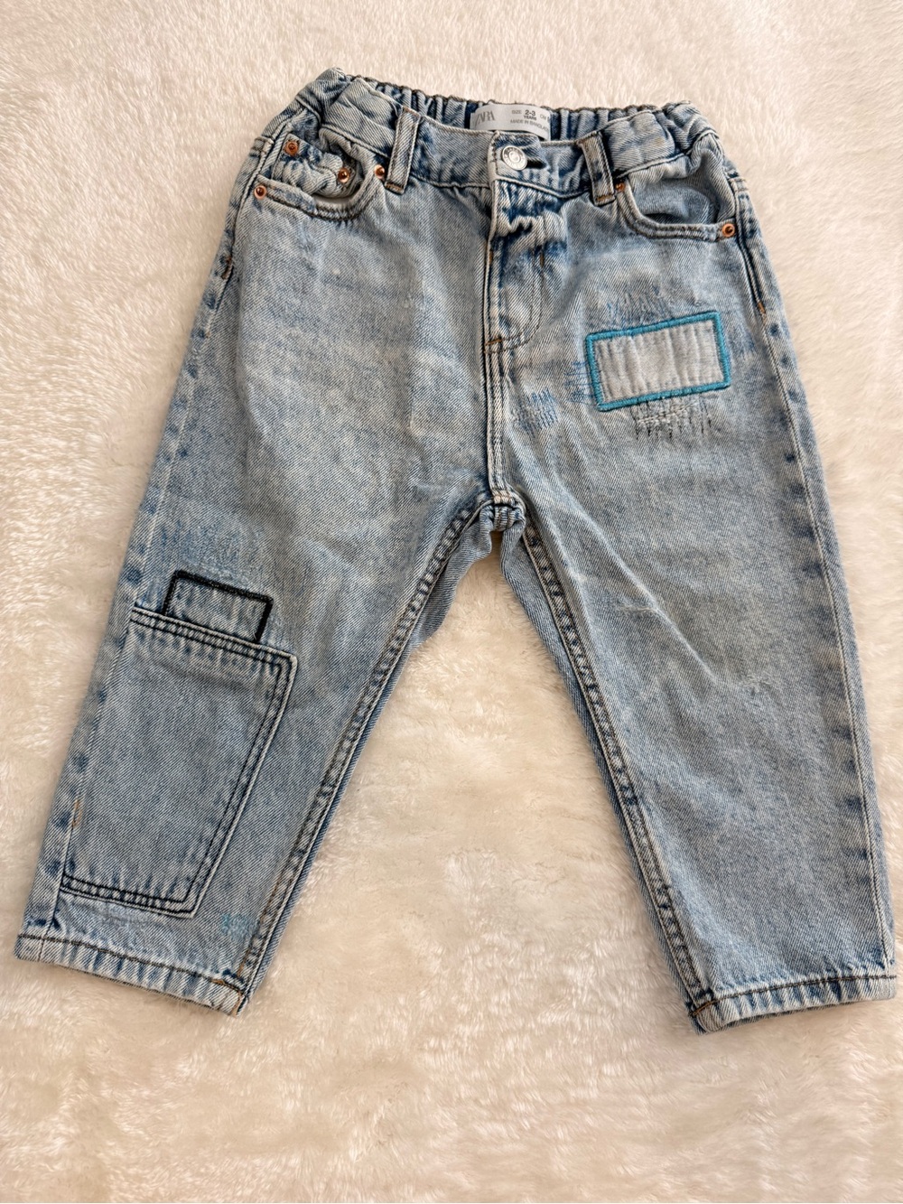 Zara Light Blue Toddler Denim Jeans with Patch/Distressed Details Size 2-3